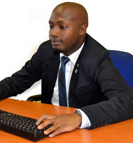 强大且功能完善的打爆别人电话的软件